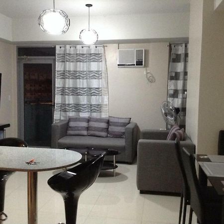 Cubao Manhattanheights Unit 11A Tower B, 2Br Manila Exterior photo
