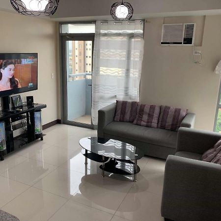 Cubao Manhattanheights Unit 11A Tower B, 2Br Manila Exterior photo