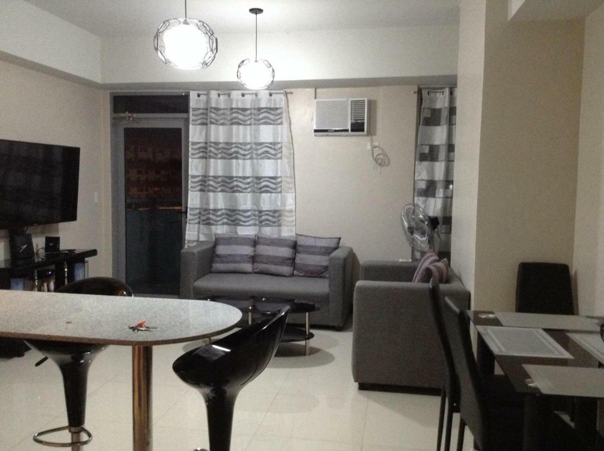 Cubao Manhattanheights Unit 11A Tower B, 2Br Manila Exterior photo