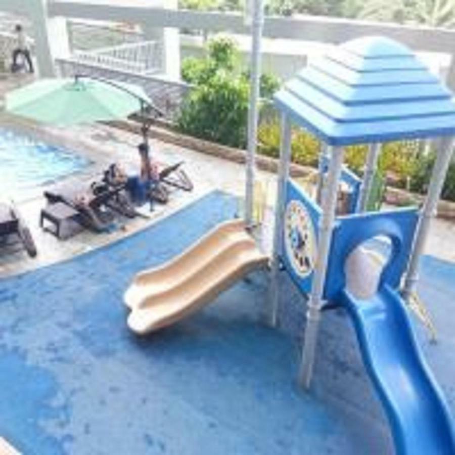 Cubao Manhattanheights Unit 11A Tower B, 2Br Manila Exterior photo